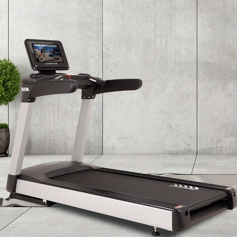 抖奶短视频APP旧版商用電動跑步機TS50Pro使用視頻